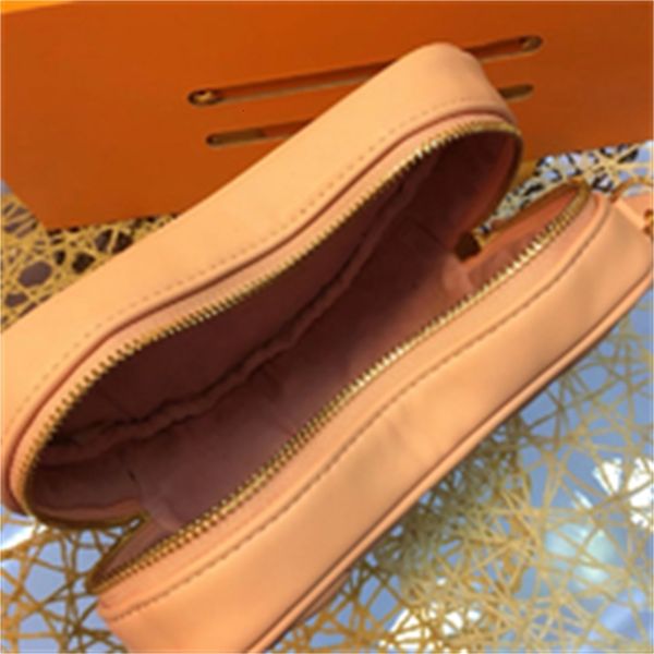 brand designer luxury es83 m52794 studded pattern love shoulder bag pink women handbags iconic bags handles shoulder bags totes cross bo, Red;black
brand designer luxury es83 m52794 studded pattern love shoulder bag pink women handbags iconic bags handles shoulder bags totes cross bo, Red;black