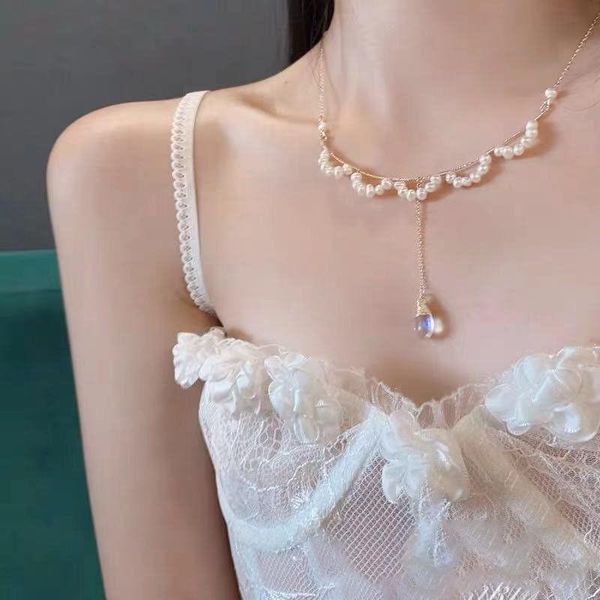 chains gift of natural pearl necklace female clavicle chain crystal pendant retro 2021 choker necklaces for women, Silver
chains gift of natural pearl necklace female clavicle chain crystal pendant retro 2021 choker necklaces for women, Silver