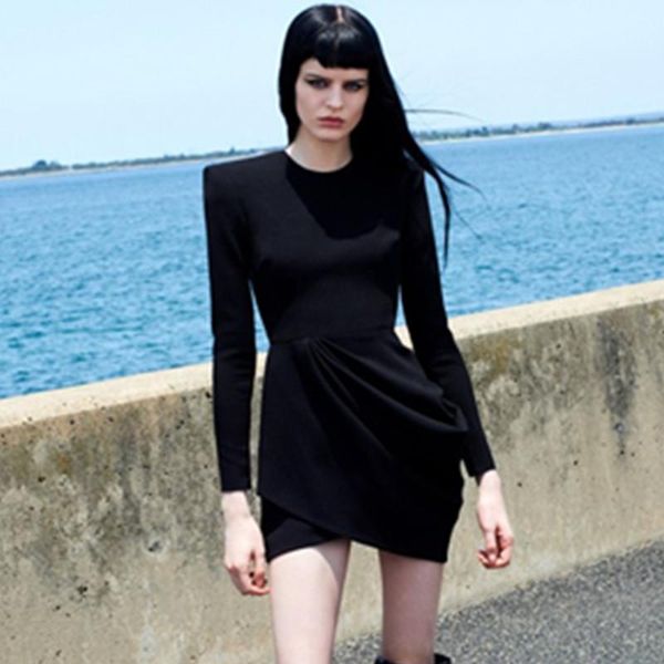 casual dresses women winter long sleeve draped black mini bodycon bandage dress 2021 designer elegant evening party vestido, Black;gray
casual dresses women winter long sleeve draped black mini bodycon bandage dress 2021 designer elegant evening party vestido, Black;gray