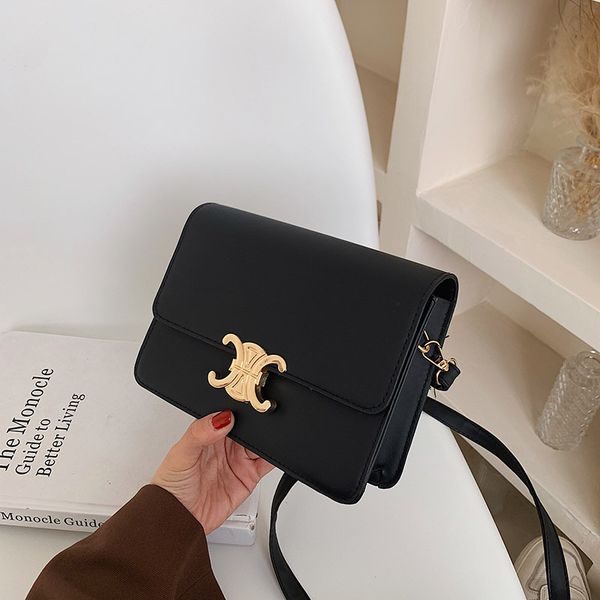designer bags new 2021 spring pu women's single shoulder messenger portable fashion leather bag simple
designer bags new 2021 spring pu women's single shoulder messenger portable fashion leather bag simple