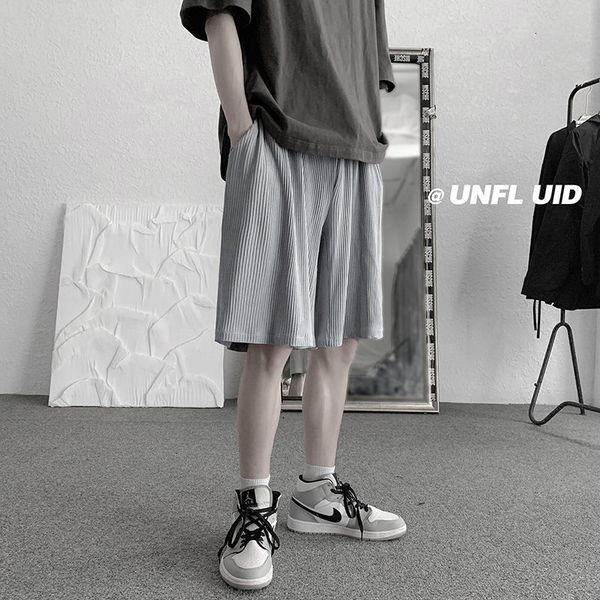 shorts summer pleated men's fashion solid color casual men streetwear korean loose wide-leg shorts mens knee length pants, White;black 
shorts summer pleated men's fashion solid color casual men streetwear korean loose wide-leg shorts mens knee length pants, White;black