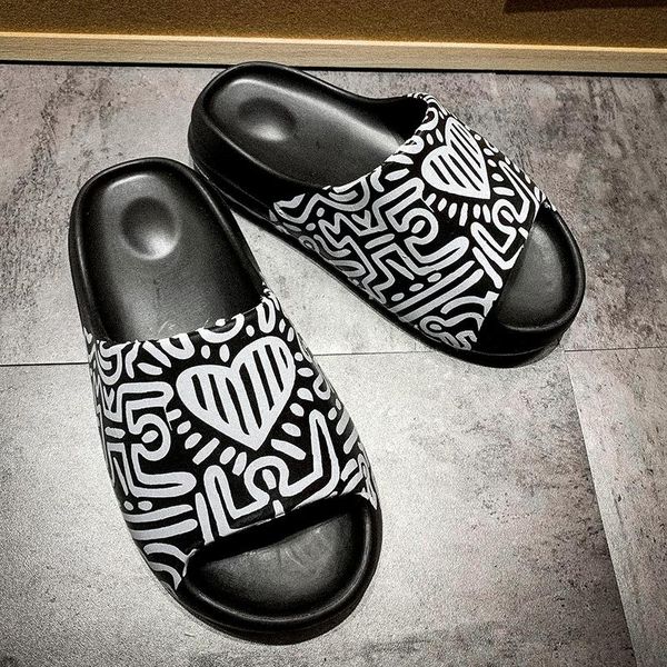 slippers 35~45 designer kanye slide men 2021 fashion women foam runner graffiti summer unise casual beach shoes eva, Black
slippers 35~45 designer kanye slide men 2021 fashion women foam runner graffiti summer unise casual beach shoes eva, Black