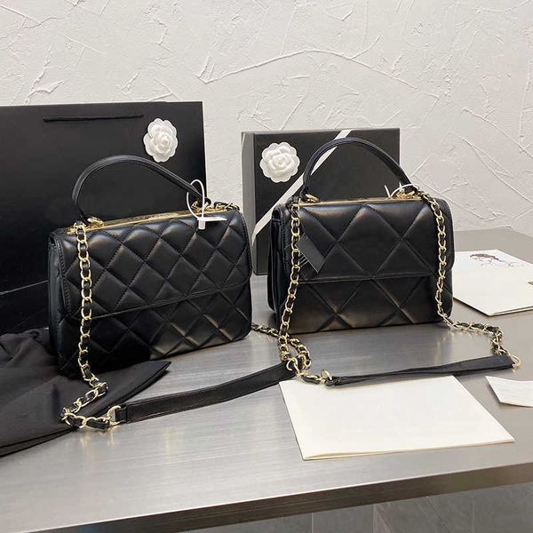 women luxurys designers bags 2021 one-shoulder handbags shoulder cross-body carry-on woven leather straps ccccc hardware iconic diamond
women luxurys designers bags 2021 one-shoulder handbags shoulder cross-body carry-on woven leather straps ccccc hardware iconic diamond