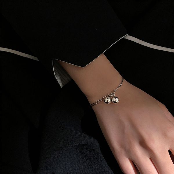 s925 sterling silver double bell bracelet female korean version of the students simple net red personality niche design sweet small fresh, Golden;silver
s925 sterling silver double bell bracelet female korean version of the students simple net red personality niche design sweet small fresh, Golden;silver