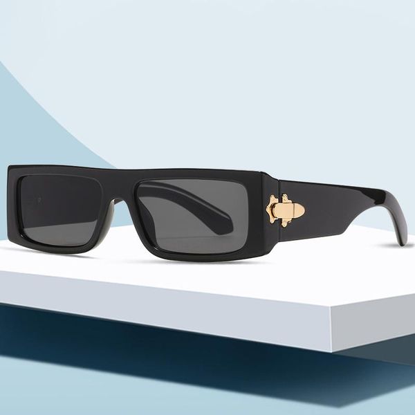 sunglasses 2021 retro square frame luxury women's sun glasses men's brand designer small hip-hop party eyewear uv400, White;black
sunglasses 2021 retro square frame luxury women's sun glasses men's brand designer small hip-hop party eyewear uv400, White;black