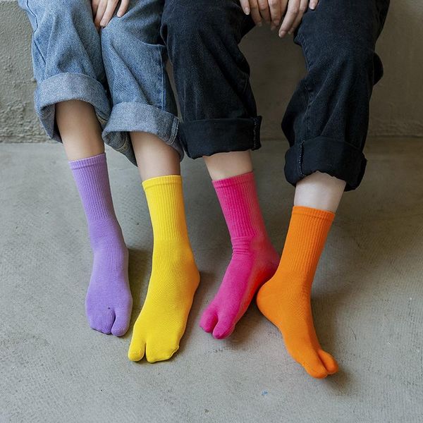 socks & hosiery long tube tabi with separate toes for men and women cotton japanese pig trotters split two toe four seasons, Black;white
socks & hosiery long tube tabi with separate toes for men and women cotton japanese pig trotters split two toe four seasons, Black;white