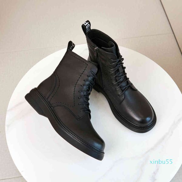 leather martin boots women's british style autumn winter plush thick soled short boots children's motorcycle single boot black
leather martin boots women's british style autumn winter plush thick soled short boots children's motorcycle single boot black