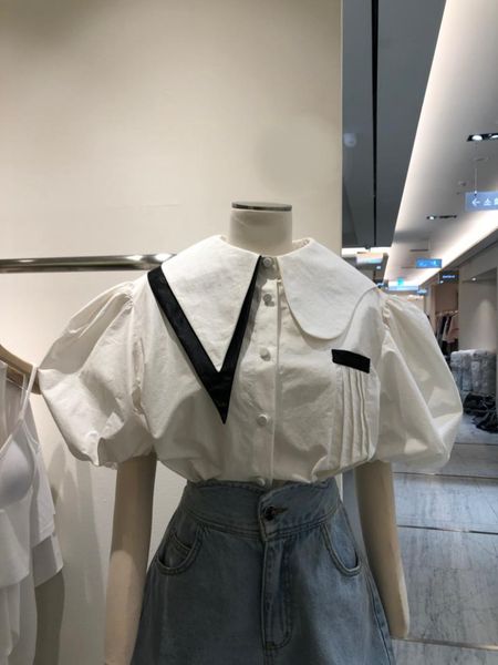 women's blouses & shirts 2021 korean version of the temperament fashion irregular lapel button puff sleeve shirt trend camisas de mujer, White
women's blouses & shirts 2021 korean version of the temperament fashion irregular lapel button puff sleeve shirt trend camisas de mujer, White