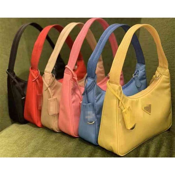 handbag2021 new p family axillary hobo nylon french stick kendou same portable one shoulder boast versatile women's baggg bag
handbag2021 new p family axillary hobo nylon french stick kendou same portable one shoulder boast versatile women's baggg bag