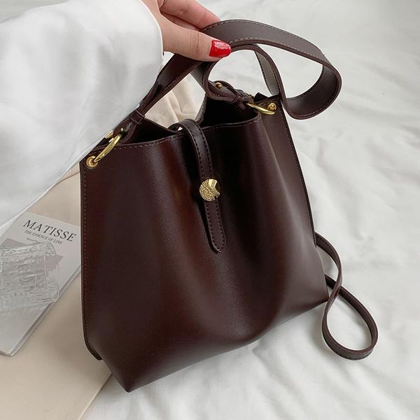evening bags 2 pcs/set small pu leather bucket crossbody composite for women 2021 trend trending shoulder handbags and purses
evening bags 2 pcs/set small pu leather bucket crossbody composite for women 2021 trend trending shoulder handbags and purses