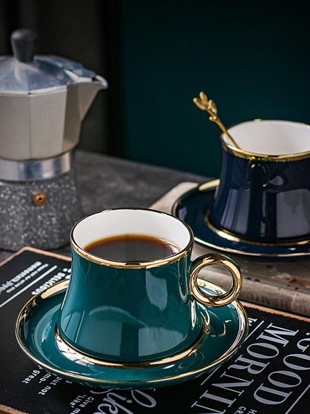 european-style small luxury simple gold foil ceramic coffee mug set mediterranean style flower tea black afternoon cup mugs
european-style small luxury simple gold foil ceramic coffee mug set mediterranean style flower tea black afternoon cup mugs