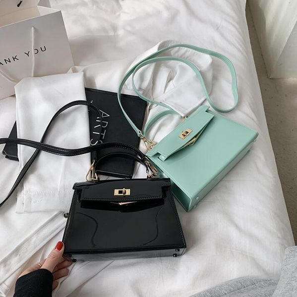 factory wholesale women handbag fashion portable jelly bag summer simple bright candy-colored handbags sweet little fresh candy colored jell, Black;red
factory wholesale women handbag fashion portable jelly bag summer simple bright candy-colored handbags sweet little fresh candy colored jell, Black;red