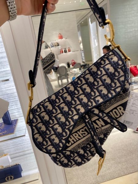 bags 21 new luxurys letter saddle printed embroidery old flower bag canvas women's bag cj
bags 21 new luxurys letter saddle printed embroidery old flower bag canvas women's bag cj