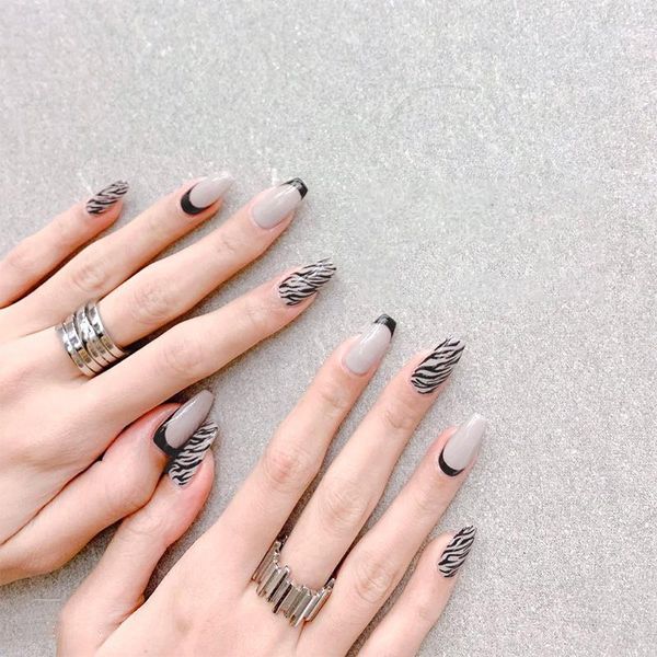 pcs/set grey zebra pattern ins style glossy fake nails long ultra thin coffin false with adhesive tape glue sticker1, Red;gold
pcs/set grey zebra pattern ins style glossy fake nails long ultra thin coffin false with adhesive tape glue sticker1, Red;gold
