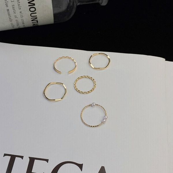 irregular women ring artificial pearl ladies rings set joint simple fashion jewellery couples vintage gold color metal anillos wedding, Slivery;golden
irregular women ring artificial pearl ladies rings set joint simple fashion jewellery couples vintage gold color metal anillos wedding, Slivery;golden