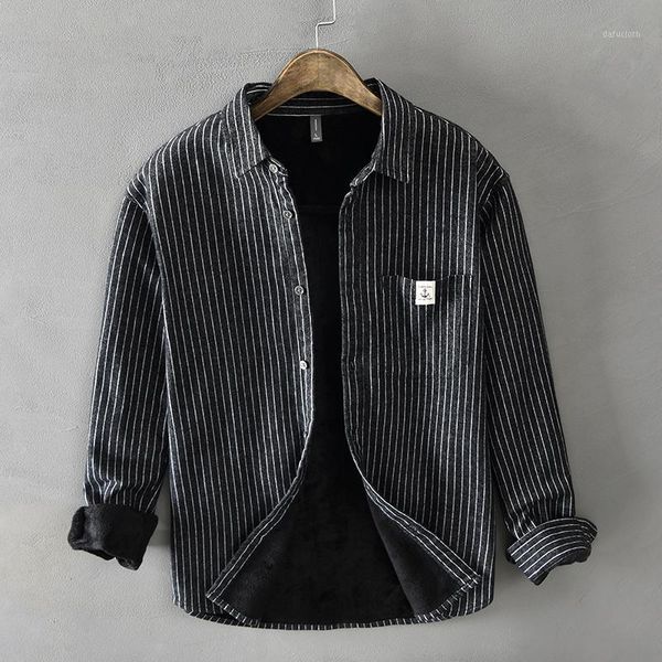 men's casual shirts winter sanding fleece thicken warm long sleeve striped shirt male fashion pocket cotton vintage clothing, White;black
men's casual shirts winter sanding fleece thicken warm long sleeve striped shirt male fashion pocket cotton vintage clothing, White;black