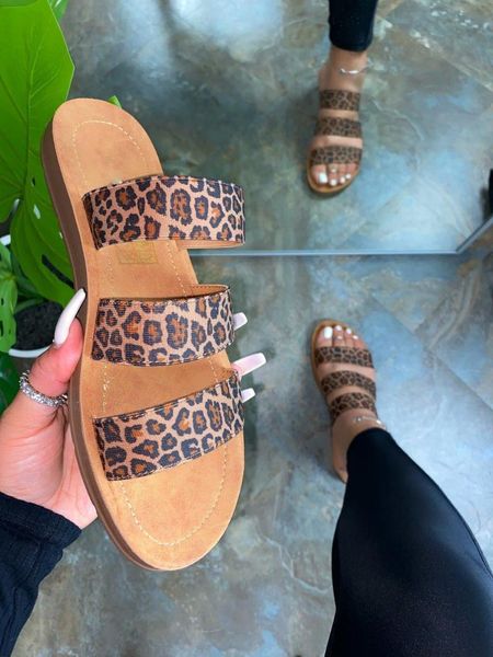 slippers listing women's comfortable leopard print matching retro roman large size flat summer, Black
slippers listing women's comfortable leopard print matching retro roman large size flat summer, Black