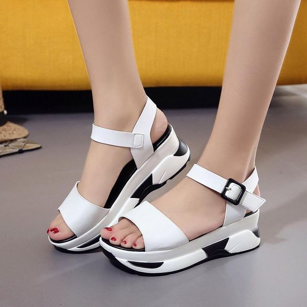 spring 2021 female sandals fashion round head student leisure joker flat wedges with slip wear resistance, Black
spring 2021 female sandals fashion round head student leisure joker flat wedges with slip wear resistance, Black
