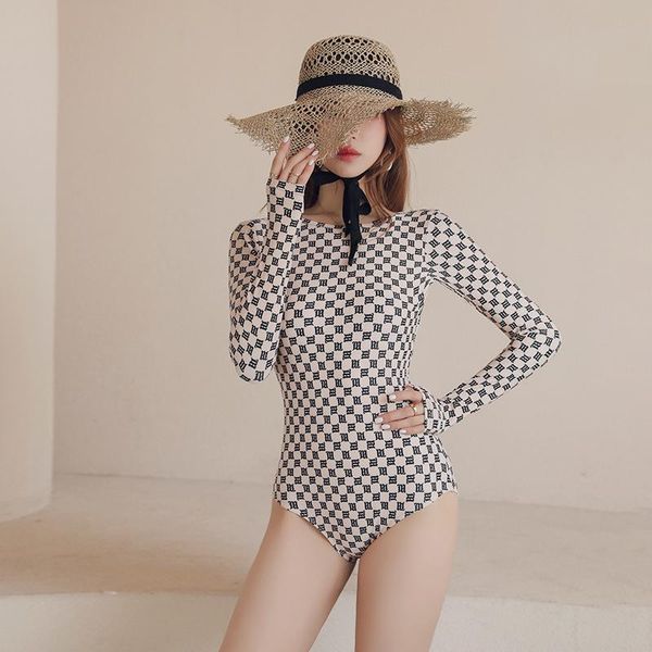 one-piece suits ins classical pattern print one-shoulder swimsuit girl women swimming streetwear mstyle hip-hop cortch bodysuits
one-piece suits ins classical pattern print one-shoulder swimsuit girl women swimming streetwear mstyle hip-hop cortch bodysuits