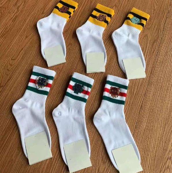 2pcs/lot tiger head embroidery cotton socks for men women street style breathable casual sorts short sock, Black
2pcs/lot tiger head embroidery cotton socks for men women street style breathable casual sorts short sock, Black
