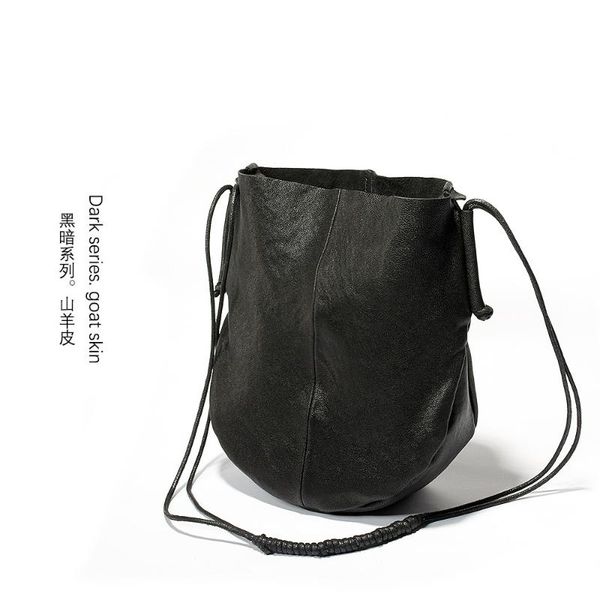 evening bags yiyi's soft sheepskin bag, women's leather, tote single shoulder literature and art simple crossbody, retro black
evening bags yiyi's soft sheepskin bag, women's leather, tote single shoulder literature and art simple crossbody, retro black