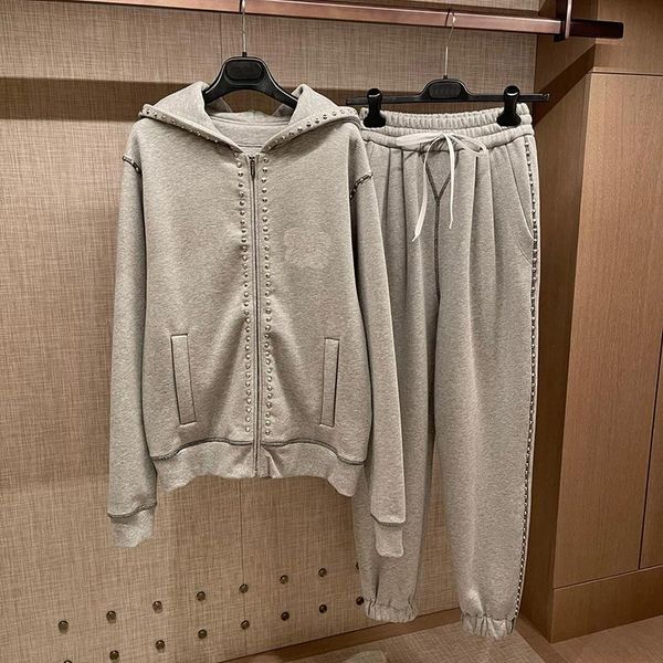 women's two piece pants 2021 autumn casual sets fashion rivet decogray cotton thick zipper hoodie elastic waist jogger lady, White
women's two piece pants 2021 autumn casual sets fashion rivet decogray cotton thick zipper hoodie elastic waist jogger lady, White