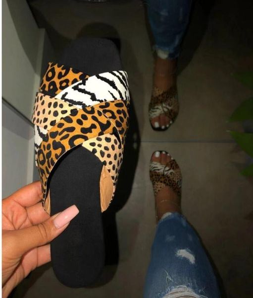 slippers leopard double layer cross autumn /winter home wild fashion women sandals female flat with flip flops 2021, Black
slippers leopard double layer cross autumn /winter home wild fashion women sandals female flat with flip flops 2021, Black