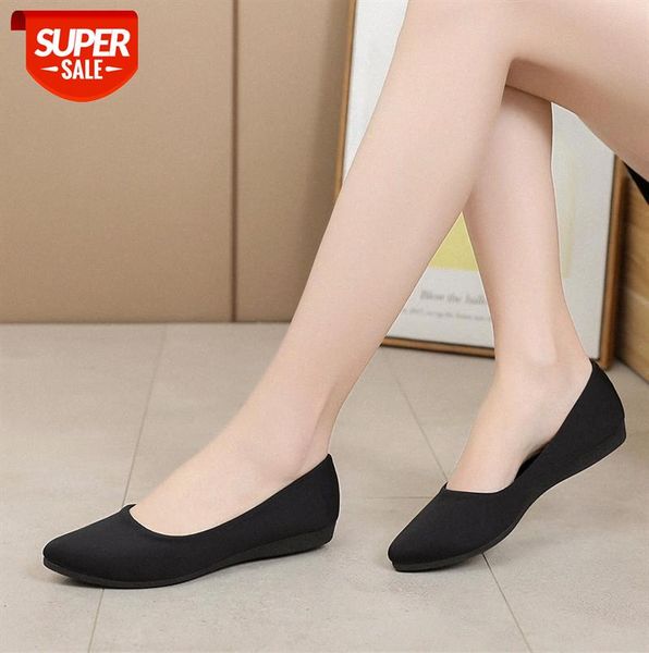 old beijing cloth shoes women's flat-bottomed work, beef tendon soles, soft soles for a long time, working professional black single #7
old beijing cloth shoes women's flat-bottomed work, beef tendon soles, soft soles for a long time, working professional black single #7
