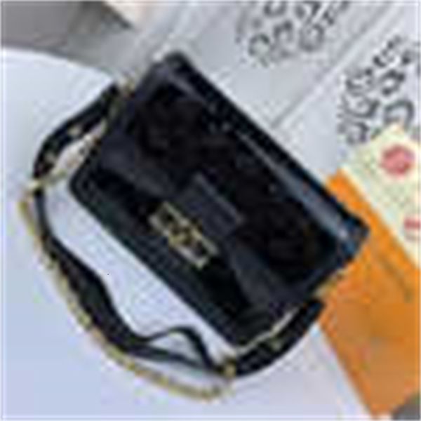brand designer cross luxury m55454 m44319 bags fashion small shoulder female bag new handles large capacity totes handbags iconic body b
brand designer cross luxury m55454 m44319 bags fashion small shoulder female bag new handles large capacity totes handbags iconic body b