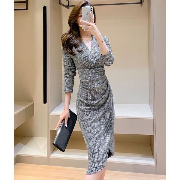 casual dresses women 2021 spring autumn fashion slim dress female v-neck long sleeve midi resses ladies elegant bodycon vestidos y207, Black;gray
casual dresses women 2021 spring autumn fashion slim dress female v-neck long sleeve midi resses ladies elegant bodycon vestidos y207, Black;gray