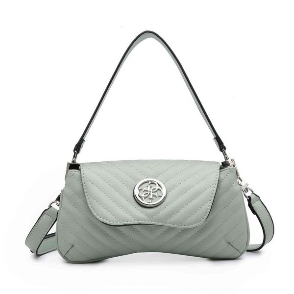 2021 new guss bag embroidered v dumplings underarm women's single shoulder oblique span
2021 new guss bag embroidered v dumplings underarm women's single shoulder oblique span