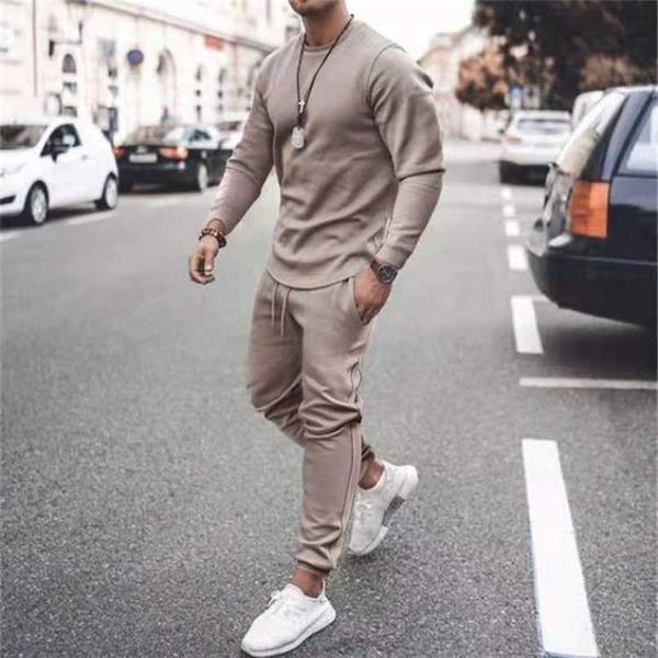 summer men casual suit long sleeve t shirt+pants solid male tracksuit set men's brand clothing 2 pieces sets sweatusuit 211106, Gray
summer men casual suit long sleeve t shirt+pants solid male tracksuit set men's brand clothing 2 pieces sets sweatusuit 211106, Gray