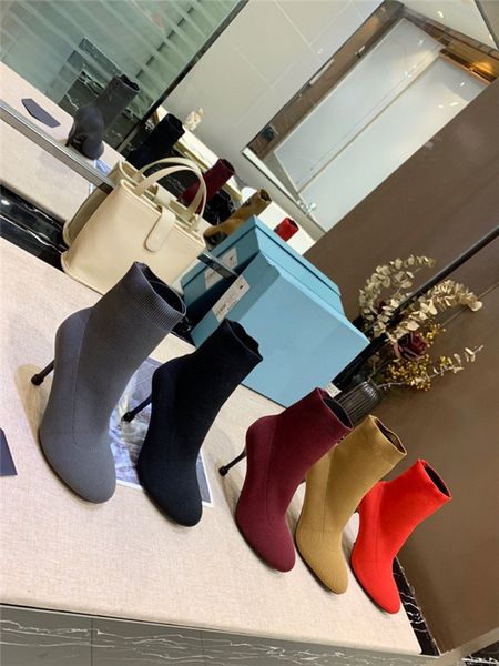 winter fashion women pointed toe ankle boots so kate booty lace gloss version white,black lady booties high heels combat booties
winter fashion women pointed toe ankle boots so kate booty lace gloss version white,black lady booties high heels combat booties