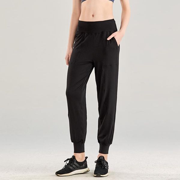 running pants sports ladies quick-drying loose yoga trousers comfortable breathable jogging fitness, Black;blue
running pants sports ladies quick-drying loose yoga trousers comfortable breathable jogging fitness, Black;blue