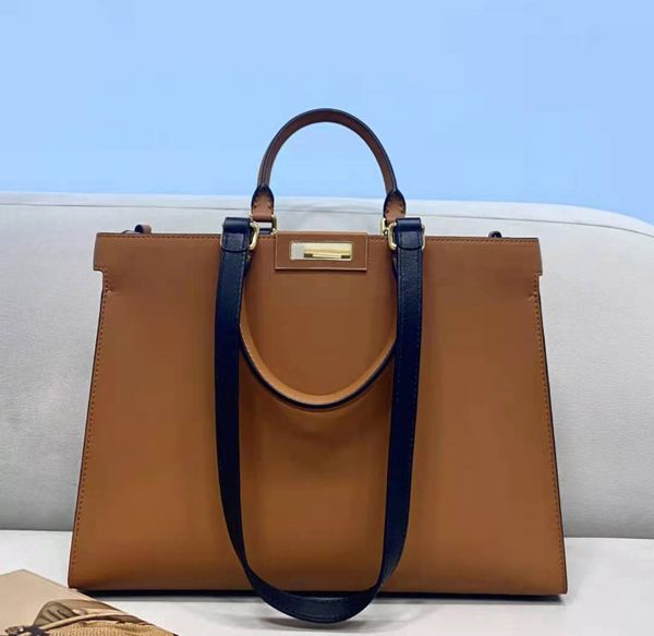 2021 f. peekaboo cowhide simple one-shoulder bag women handbag lining double color contrast shopping handbags lapbags 3colors size35*10*25cm
2021 f. peekaboo cowhide simple one-shoulder bag women handbag lining double color contrast shopping handbags lapbags 3colors size35*10*25cm