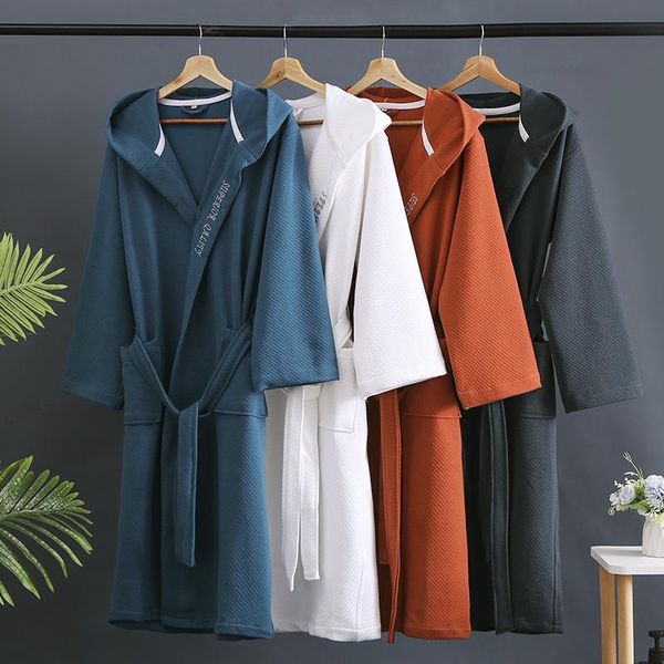women's sleepwear spring autumn air padded cotton bathrobes men women embroidery hooded bath robes male soft casual home sleeprobe dres, Black;red
women's sleepwear spring autumn air padded cotton bathrobes men women embroidery hooded bath robes male soft casual home sleeprobe dres, Black;red