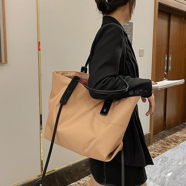 evening bags brand designer ladies 2021 shoulder bag trend oxford portable tote female large-capacity
evening bags brand designer ladies 2021 shoulder bag trend oxford portable tote female large-capacity
