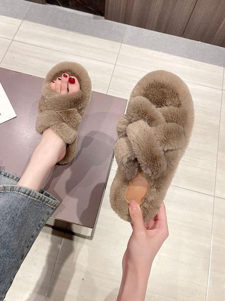 slippers female shoes casual platform slides fur flip flops low 2021 luxury plush soft flat pu autumn rubber fashion basic, Black
slippers female shoes casual platform slides fur flip flops low 2021 luxury plush soft flat pu autumn rubber fashion basic, Black