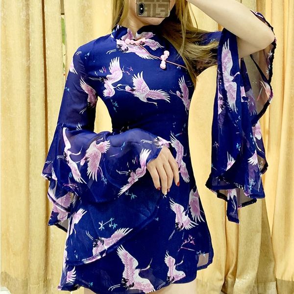 2021 spring new improved cheongsam oriental female hanfu retro chinese dress qipao crane flare sleeve buckle party dress 12049, Red
2021 spring new improved cheongsam oriental female hanfu retro chinese dress qipao crane flare sleeve buckle party dress 12049, Red