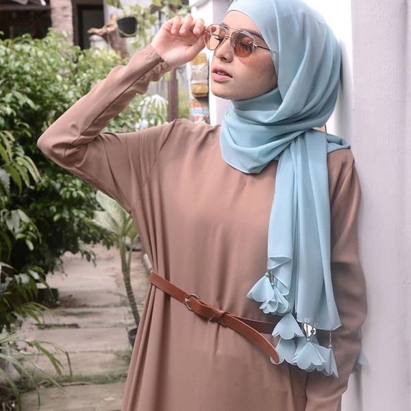 scarves 10pc/lot bubble chiffon with beads flowers tassel long plain hijab wrap muslim hijabs scarf turbanet headscarf, Blue;gray
scarves 10pc/lot bubble chiffon with beads flowers tassel long plain hijab wrap muslim hijabs scarf turbanet headscarf, Blue;gray