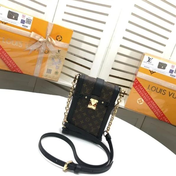 totes brand designer luxury m67873 m63913 cross chain bag female bag shoulder bag bags messenger handbags iconic handles shoulder body b
totes brand designer luxury m67873 m63913 cross chain bag female bag shoulder bag bags messenger handbags iconic handles shoulder body b