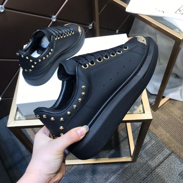 2022 casual shoes with box mens womens genuine leather lace up comfort pretty flats men's daily lifestyle skateboarding shoe, Black;white
2022 casual shoes with box mens womens genuine leather lace up comfort pretty flats men's daily lifestyle skateboarding shoe, Black;white
