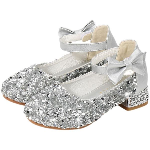 flat shoes girls princess kids crystal leather 2021 spring children' single high heel bow-knot silver 26-38, Black;grey
flat shoes girls princess kids crystal leather 2021 spring children' single high heel bow-knot silver 26-38, Black;grey