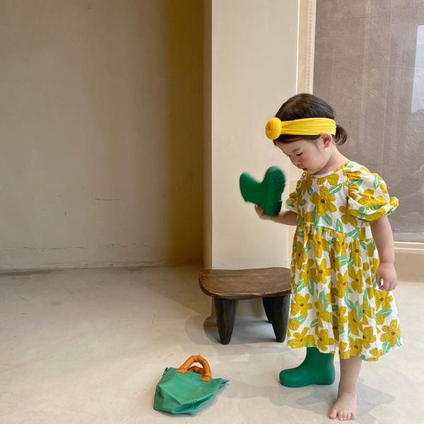 korea children's wear 2021 summer girls' cotton big flower short sleeve dress girl's dresses, Red;yellow
korea children's wear 2021 summer girls' cotton big flower short sleeve dress girl's dresses, Red;yellow