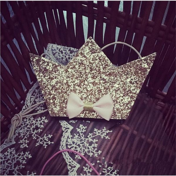 purse 2021 small wallet kid bag coin pouch shinny sequin crown shape children birthday party gifts for kids, White
purse 2021 small wallet kid bag coin pouch shinny sequin crown shape children birthday party gifts for kids, White