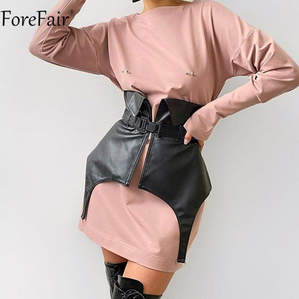 black pu belted corset crop women irregular fashion tank fur leather bandage party female autumn 2021, Black;white
black pu belted corset crop women irregular fashion tank fur leather bandage party female autumn 2021, Black;white