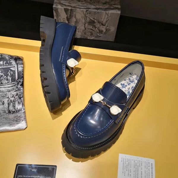 the latest design and color of 2021 women's lefu shoes, with cow leather upper sheepskin lining, Black
the latest design and color of 2021 women's lefu shoes, with cow leather upper sheepskin lining, Black