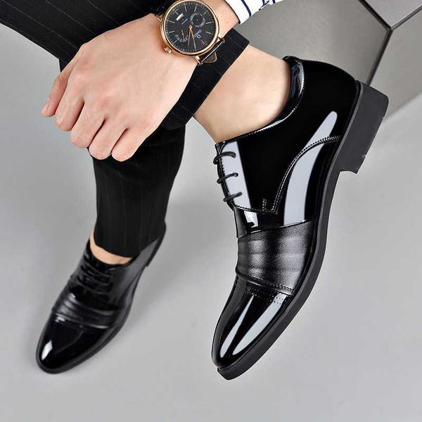 two-layer cowhide low rubber sole leisure busins breathable formal leather sho driving men's in autumn 2021, Black
two-layer cowhide low rubber sole leisure busins breathable formal leather sho driving men's in autumn 2021, Black