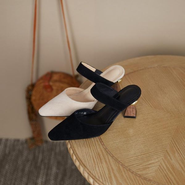slippers low shoes ladies' cover toe square heel flock slipers women luxury slides block 2021 designer rome fashion basic hoof h, Black
slippers low shoes ladies' cover toe square heel flock slipers women luxury slides block 2021 designer rome fashion basic hoof h, Black