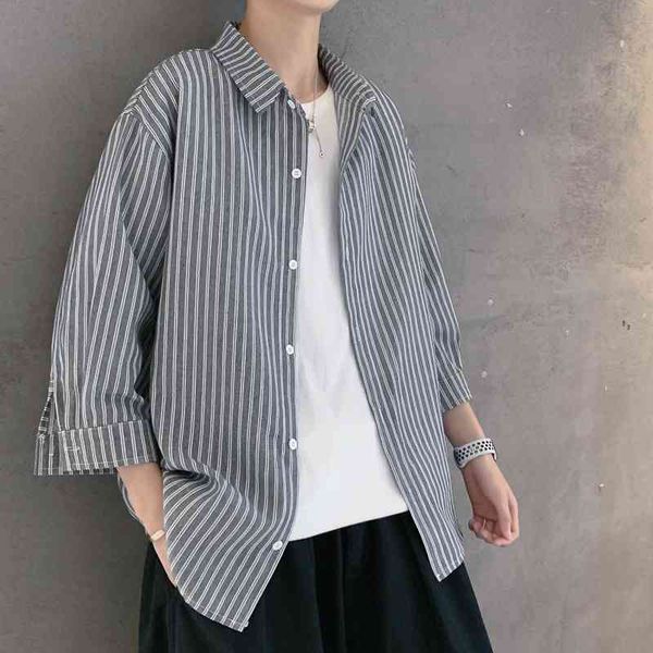 men's casual shirts korean style striped seven-sleeve hawaiian male loose camisa masculina mens fashion french cuff p79v, White;black
men's casual shirts korean style striped seven-sleeve hawaiian male loose camisa masculina mens fashion french cuff p79v, White;black